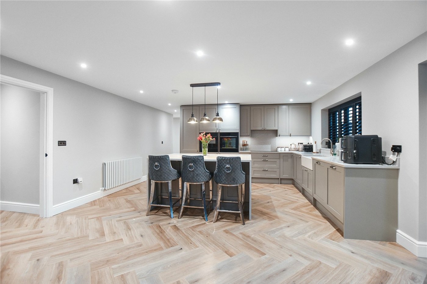 5 bedroom bungalow for sale in Bexley | Robinson Jackson