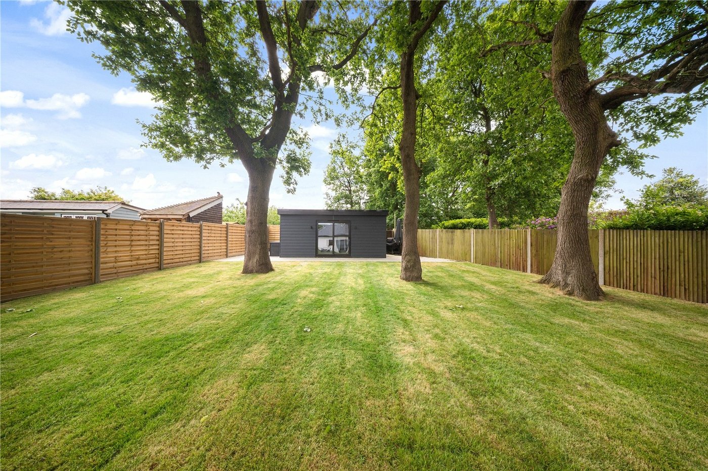 5 bedroom bungalow for sale in Bexley | Robinson Jackson