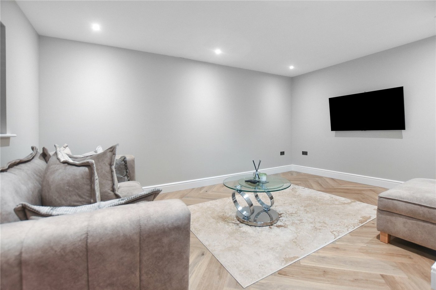 5 bedroom bungalow for sale in Bexley | Robinson Jackson