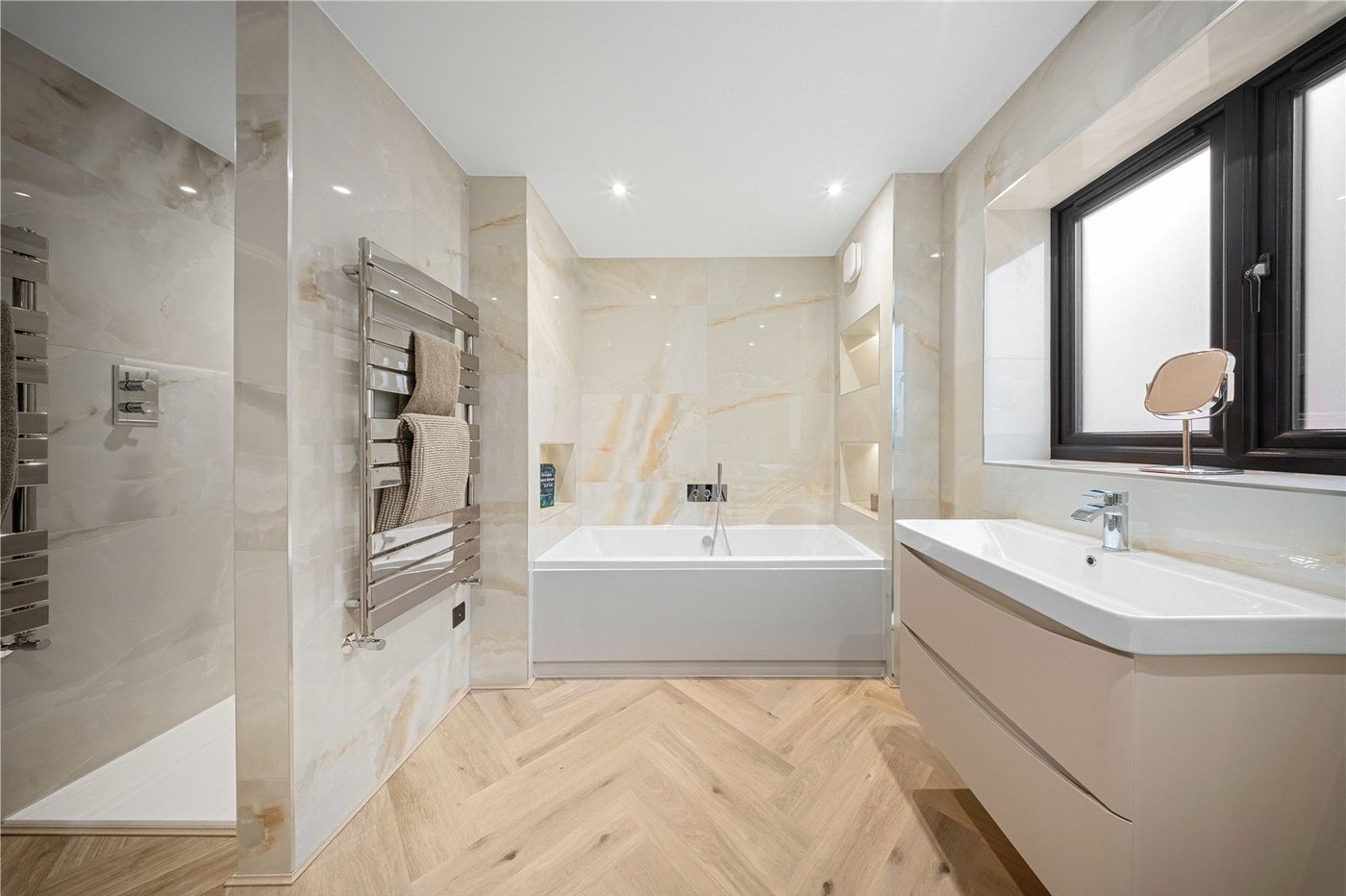 5 bedroom bungalow for sale in Bexley | Robinson Jackson