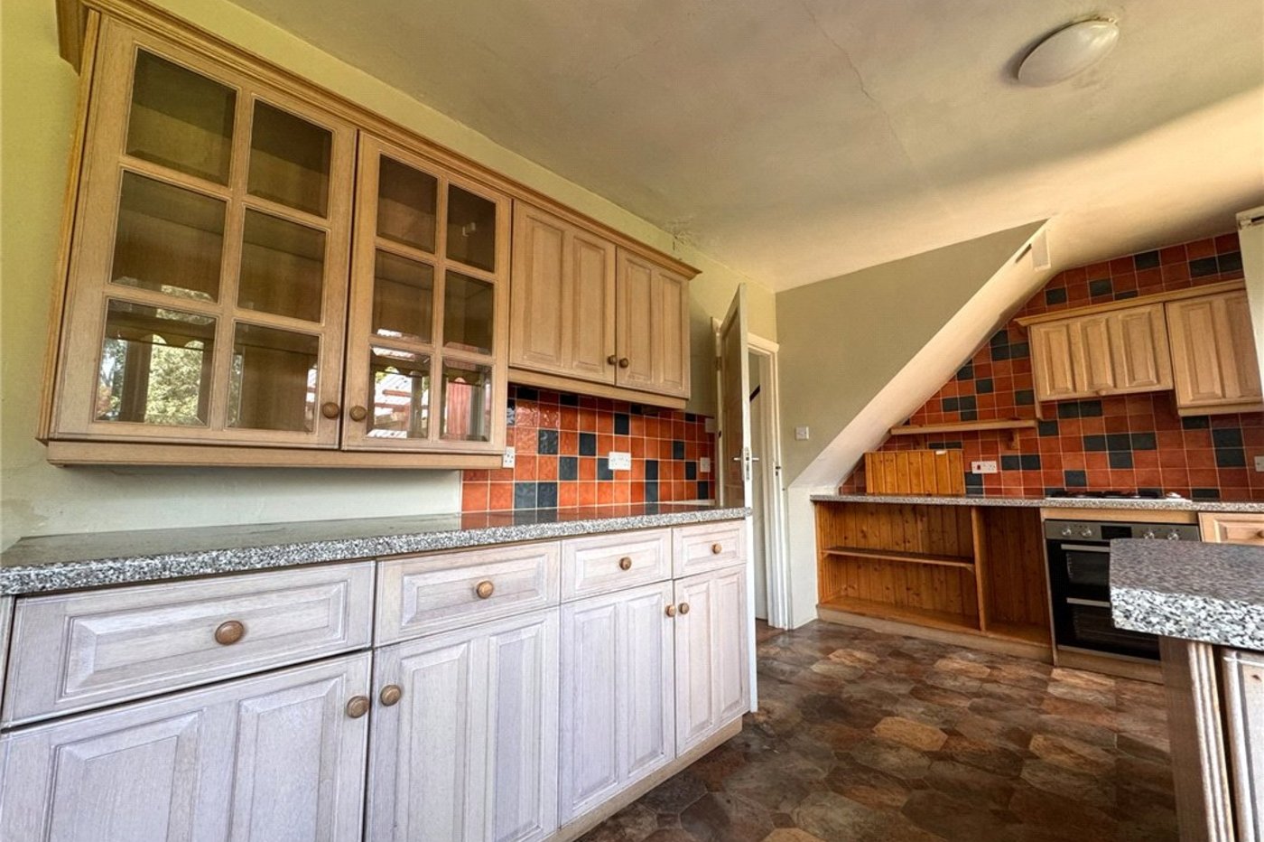 3 bedroom house for sale in Cheslfield | Robinson Jackson