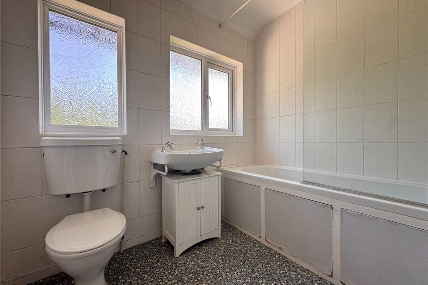 3 bedroom house for sale in Cheslfield | Robinson Jackson