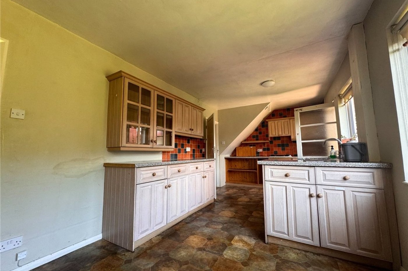 3 bedroom house for sale in Cheslfield | Robinson Jackson