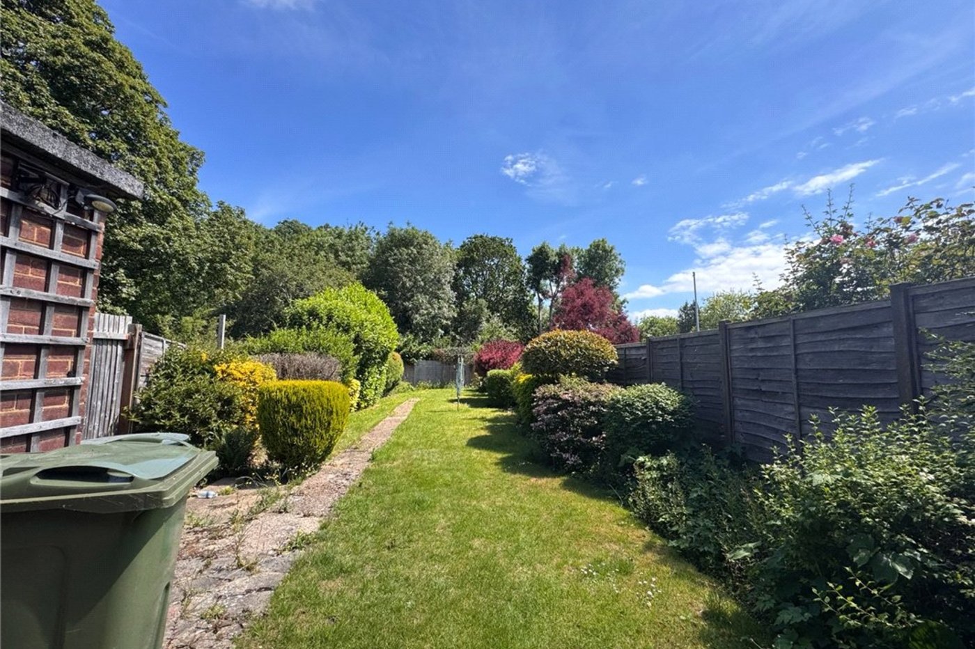 3 bedroom house for sale in Cheslfield | Robinson Jackson