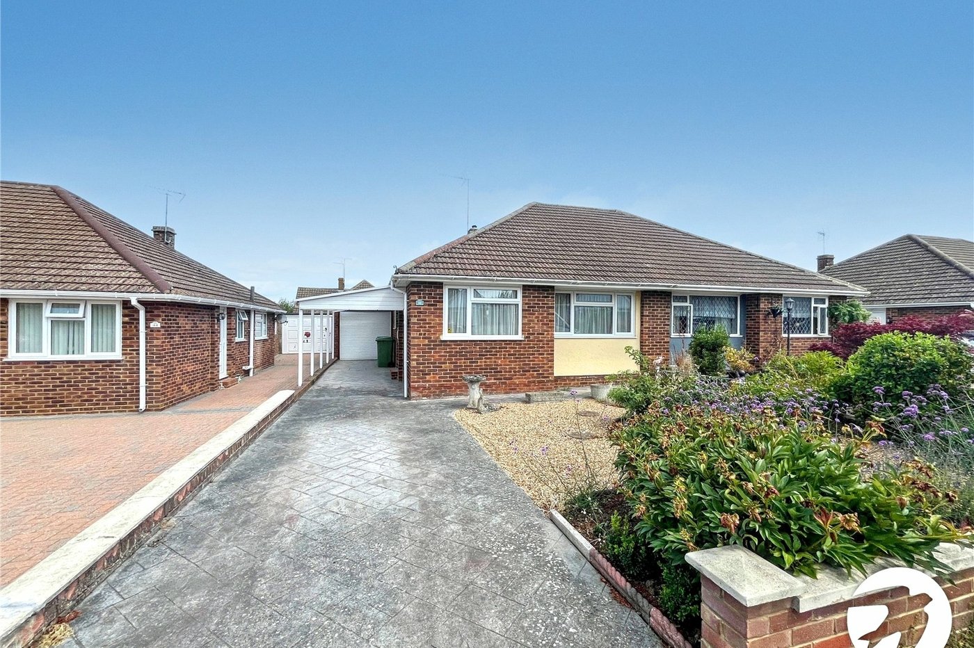 3 bedroom bungalow for sale in Sittingbourne | Robinson Michael & Jackson