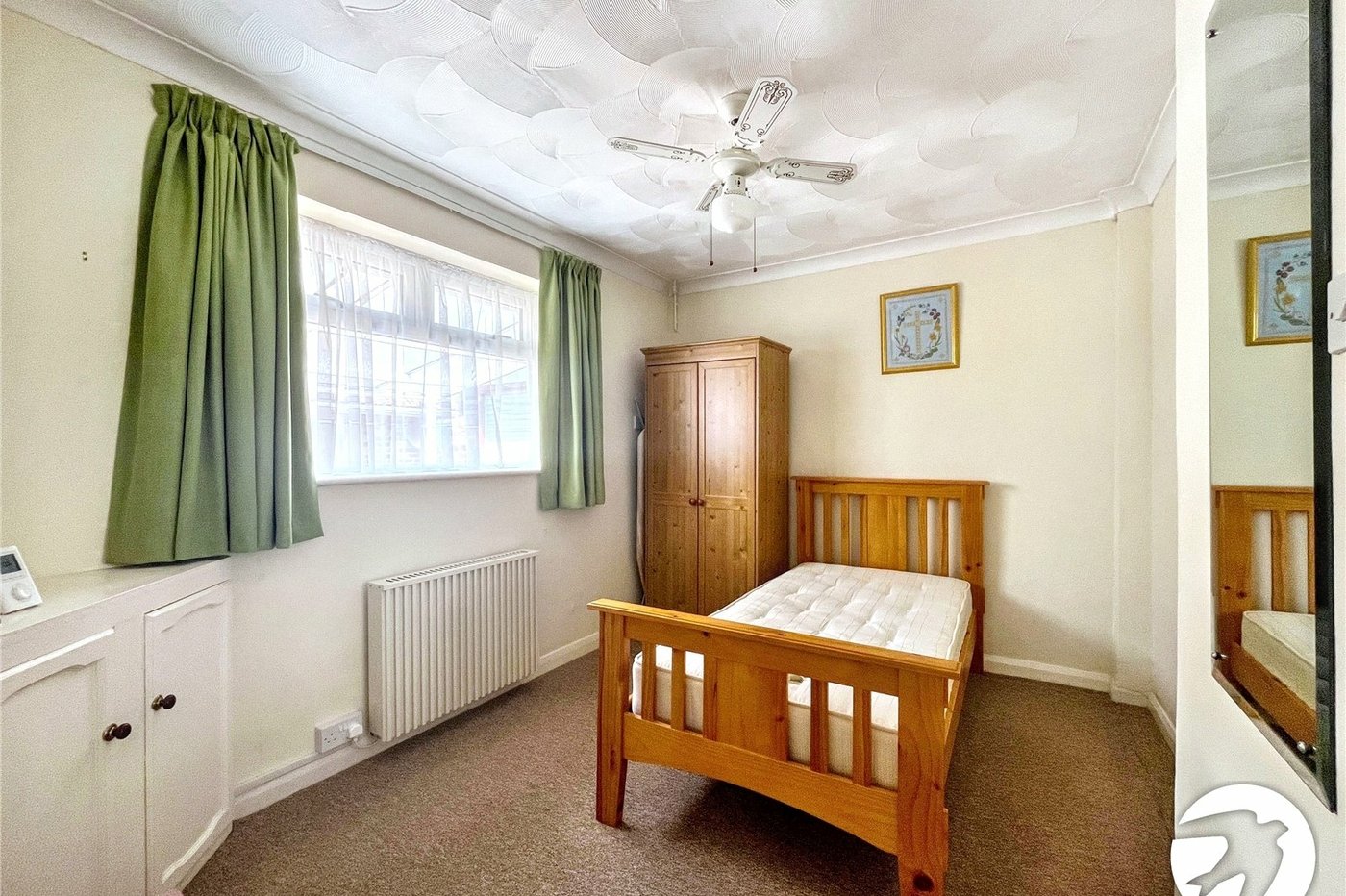 3 bedroom bungalow for sale in Sittingbourne | Robinson Michael & Jackson