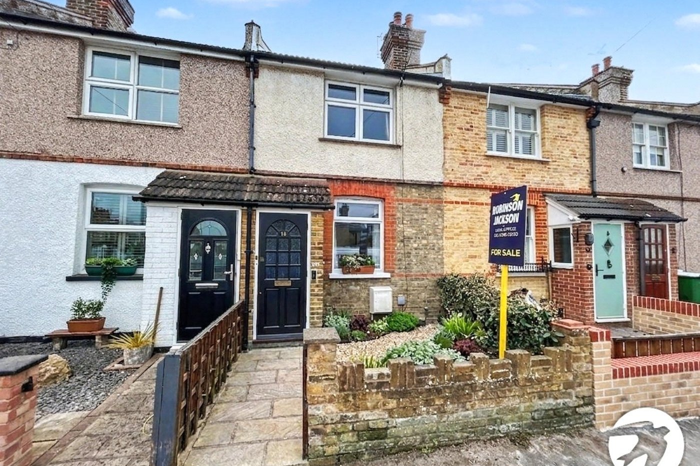 2 bedroom house for sale in Sidcup | Robinson Jackson