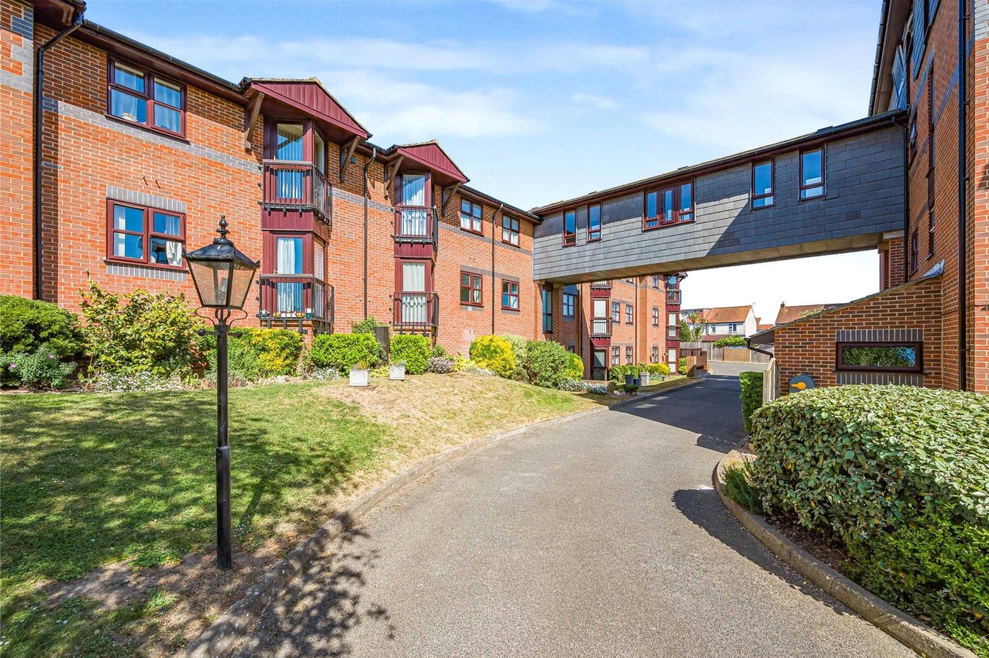 1 bedroom property for sale in Welling | Robinson Jackson