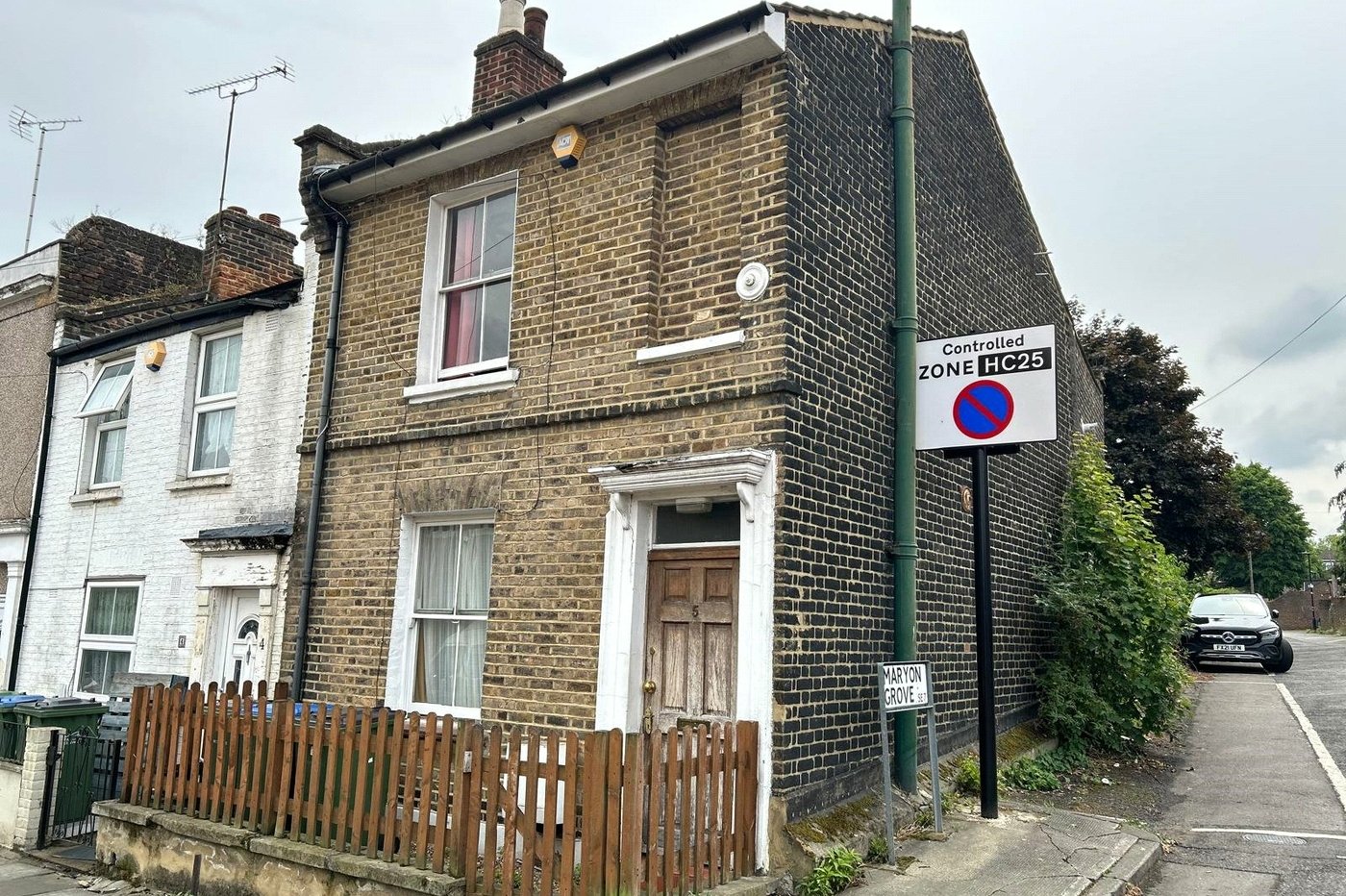 3 bedroom house for sale in Woolwich | Robinson Jackson