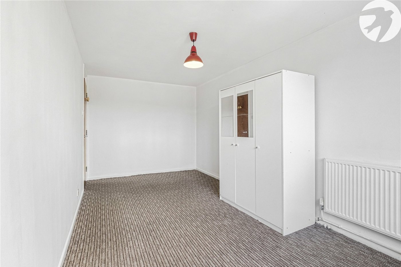 2 bedroom property for sale in London | Robinson Jackson