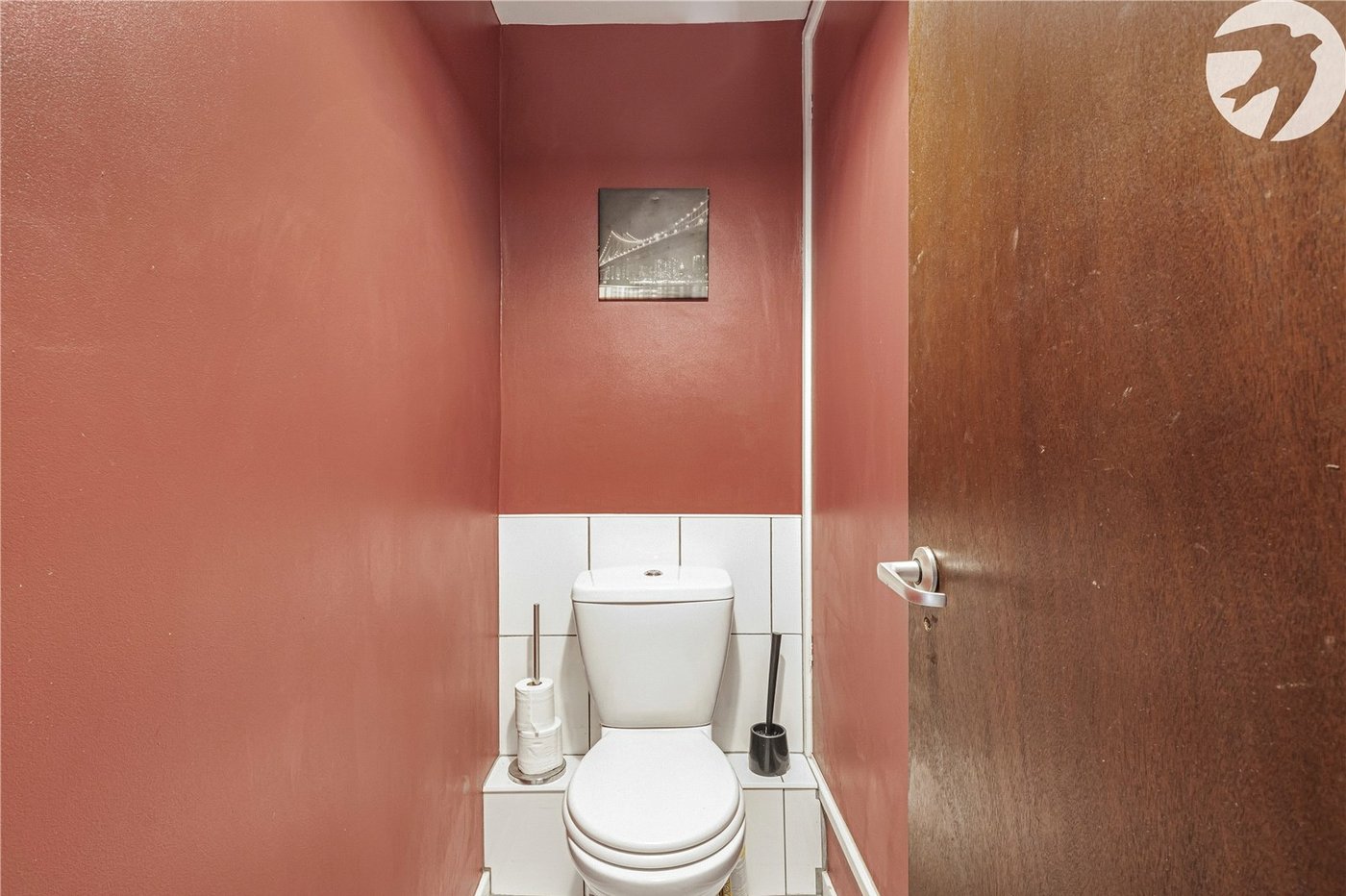 2 bedroom property for sale in London | Robinson Jackson