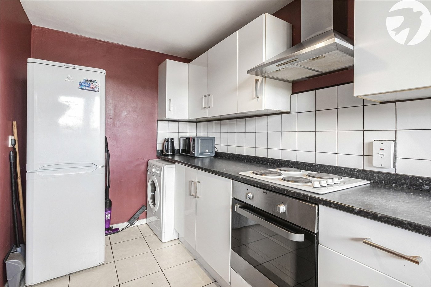 2 bedroom property for sale in London | Robinson Jackson