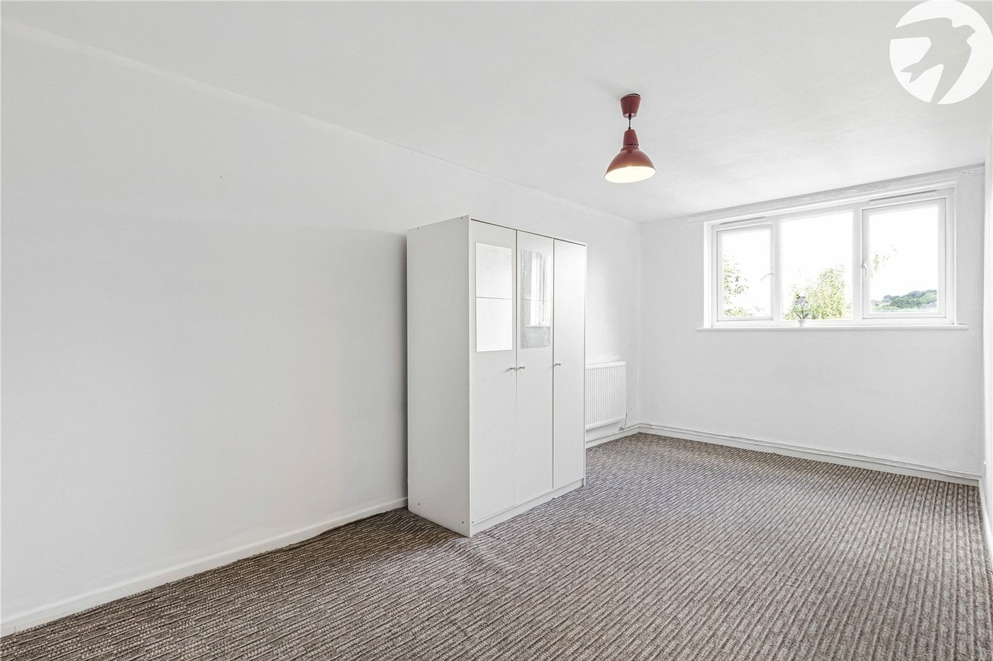 2 bedroom property for sale in London | Robinson Jackson