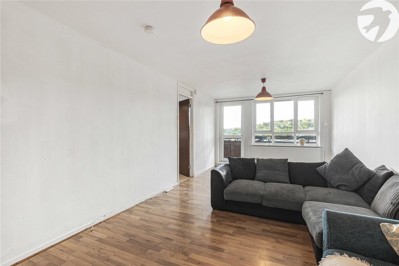 2 bedroom property for sale in London | Robinson Jackson