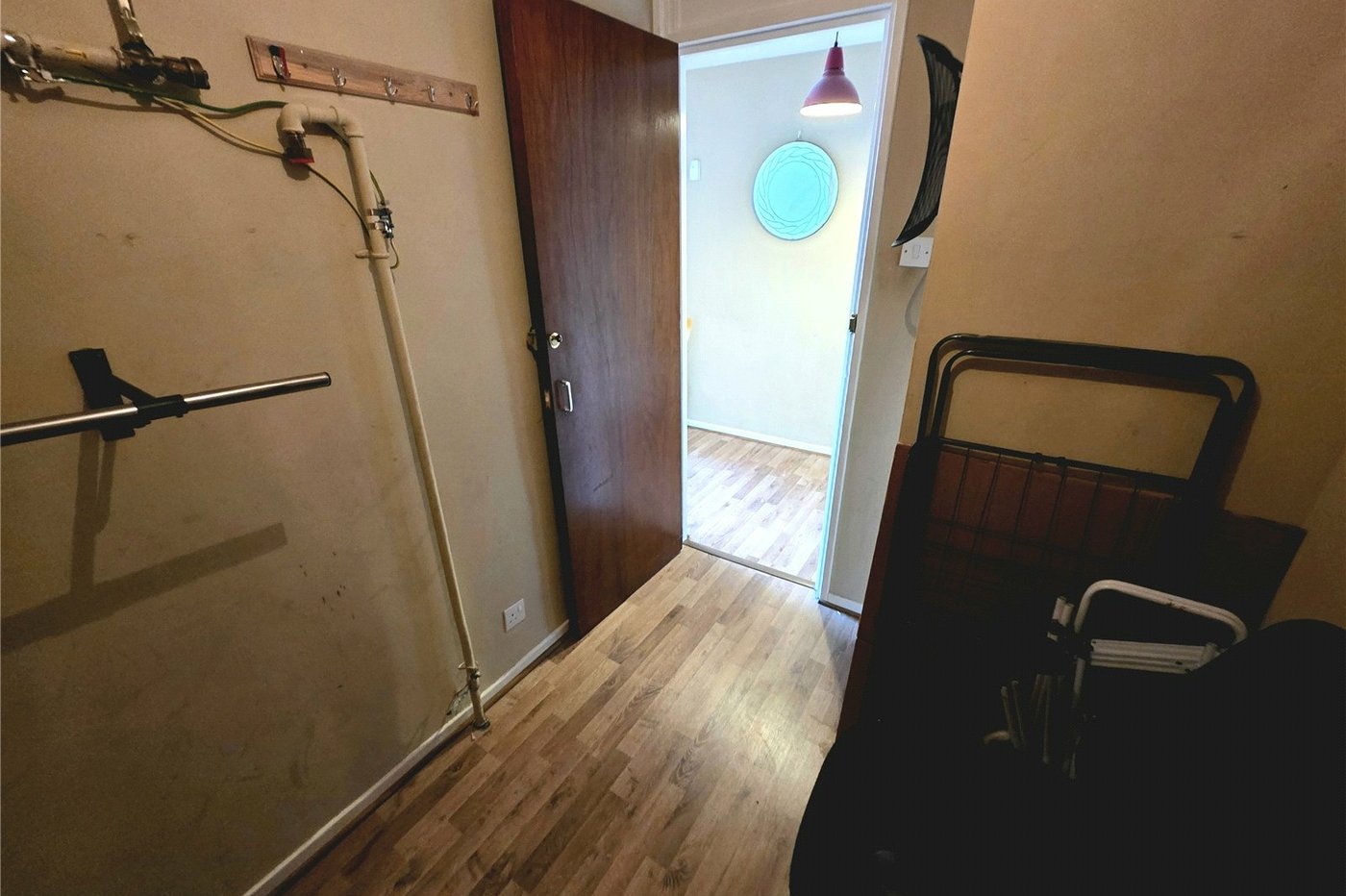 2 bedroom property for sale in London | Robinson Jackson