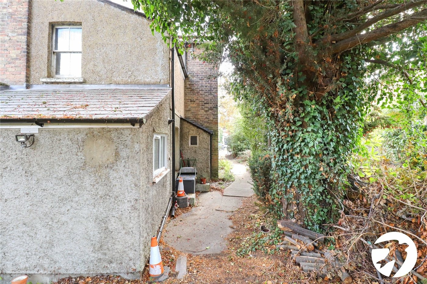 3 bedroom house for sale in Belvedere | Robinson Jackson