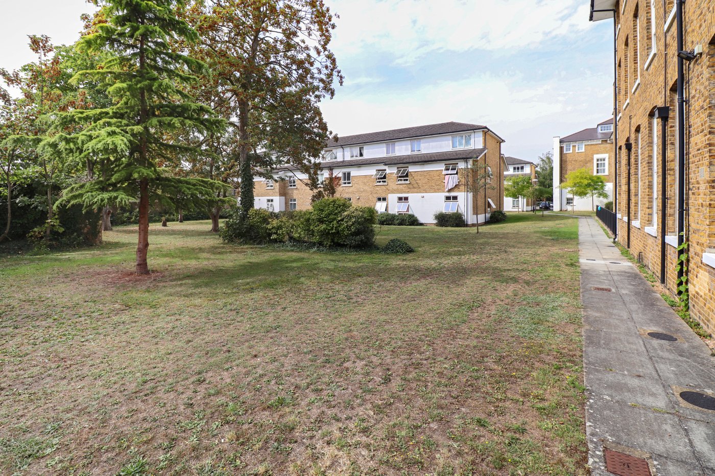 1 bedroom property for sale in London | Robinson Jackson