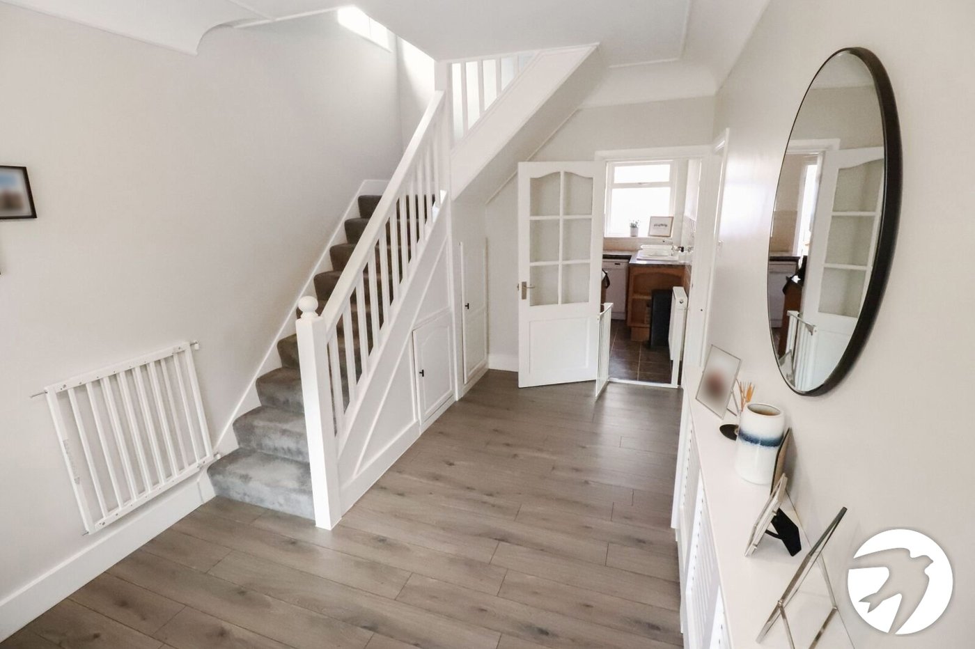 3 bedroom house for sale in London | Robinson Jackson