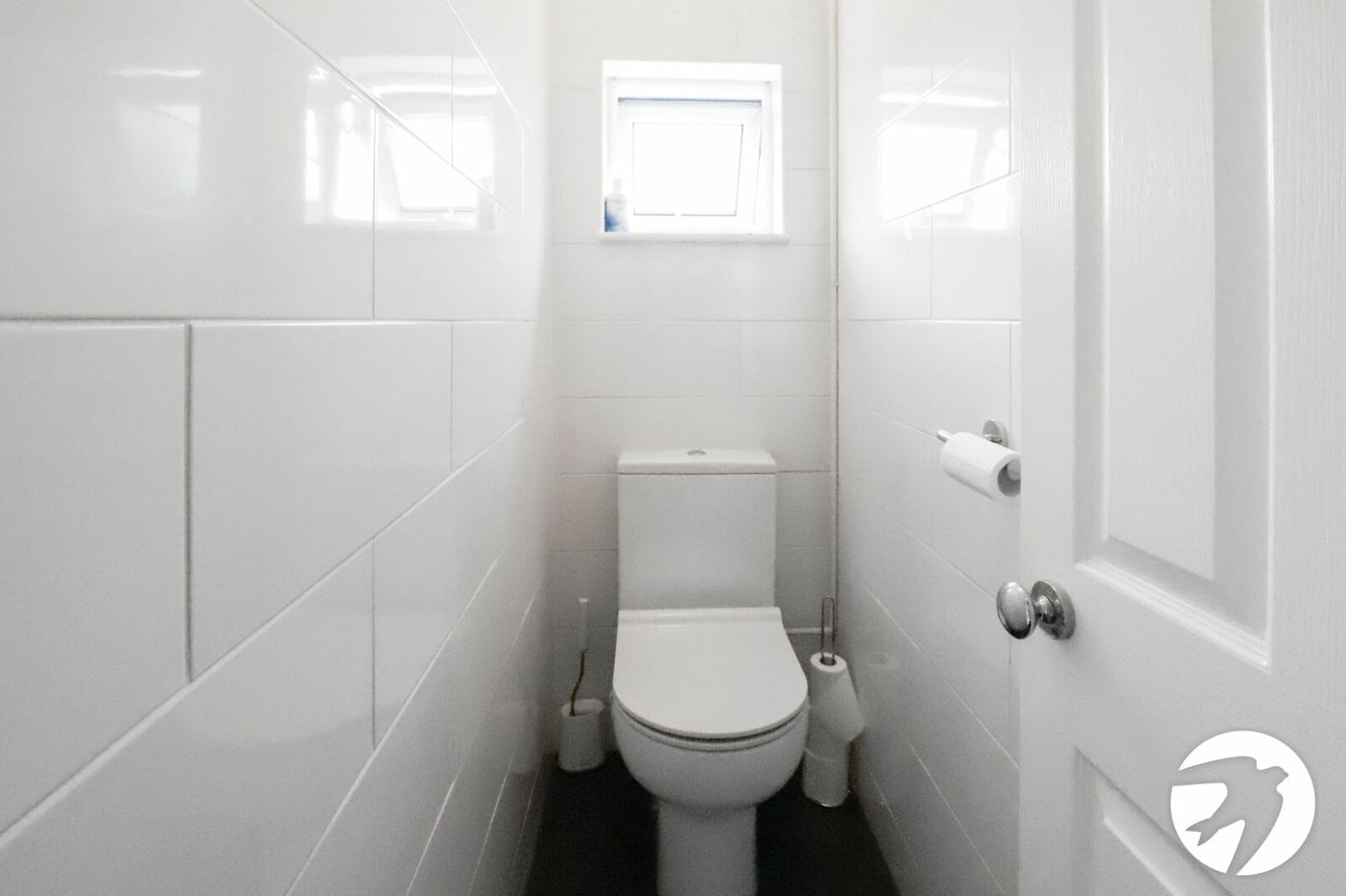 3 bedroom house for sale in London | Robinson Jackson