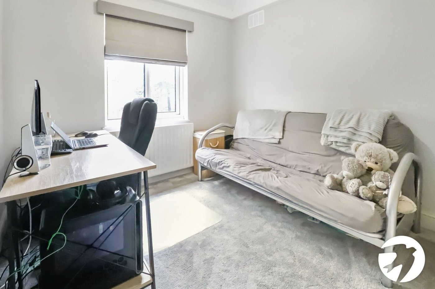 3 bedroom house for sale in London | Robinson Jackson