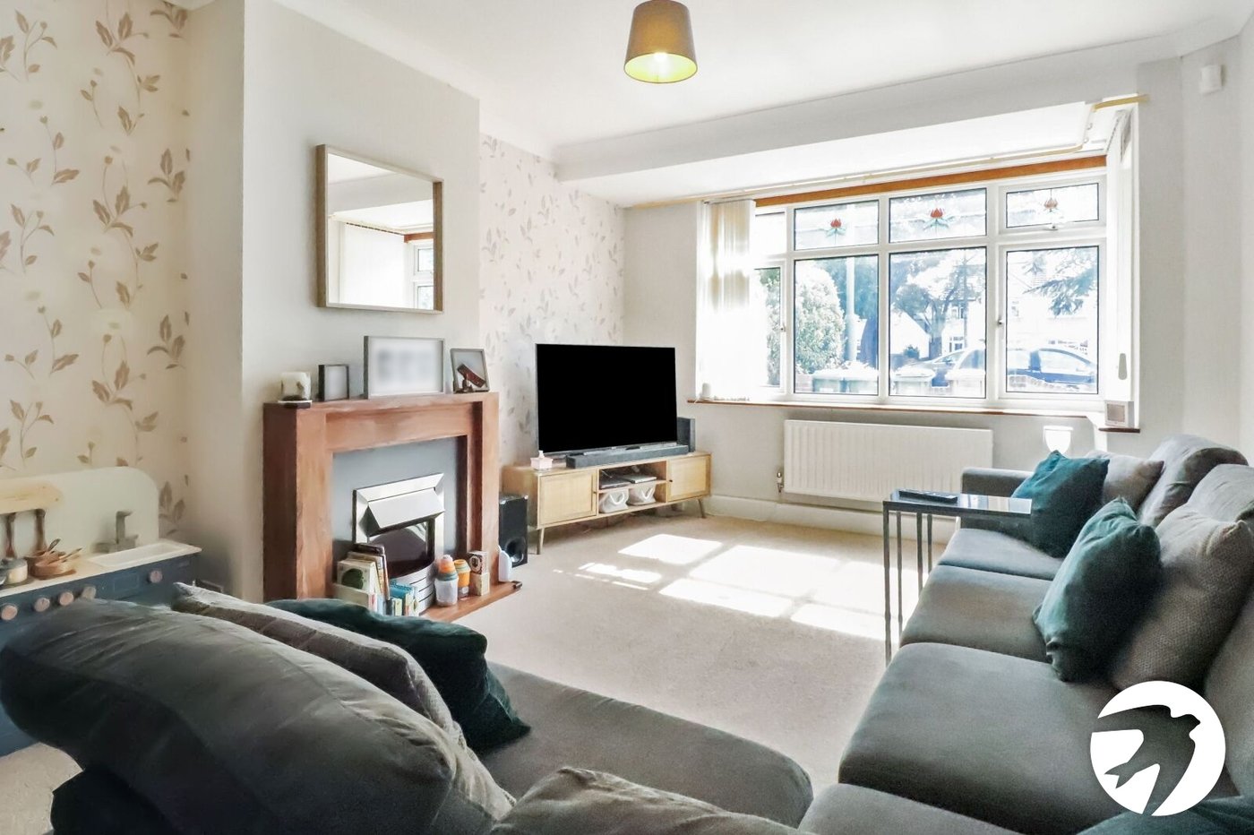 3 bedroom house for sale in London | Robinson Jackson