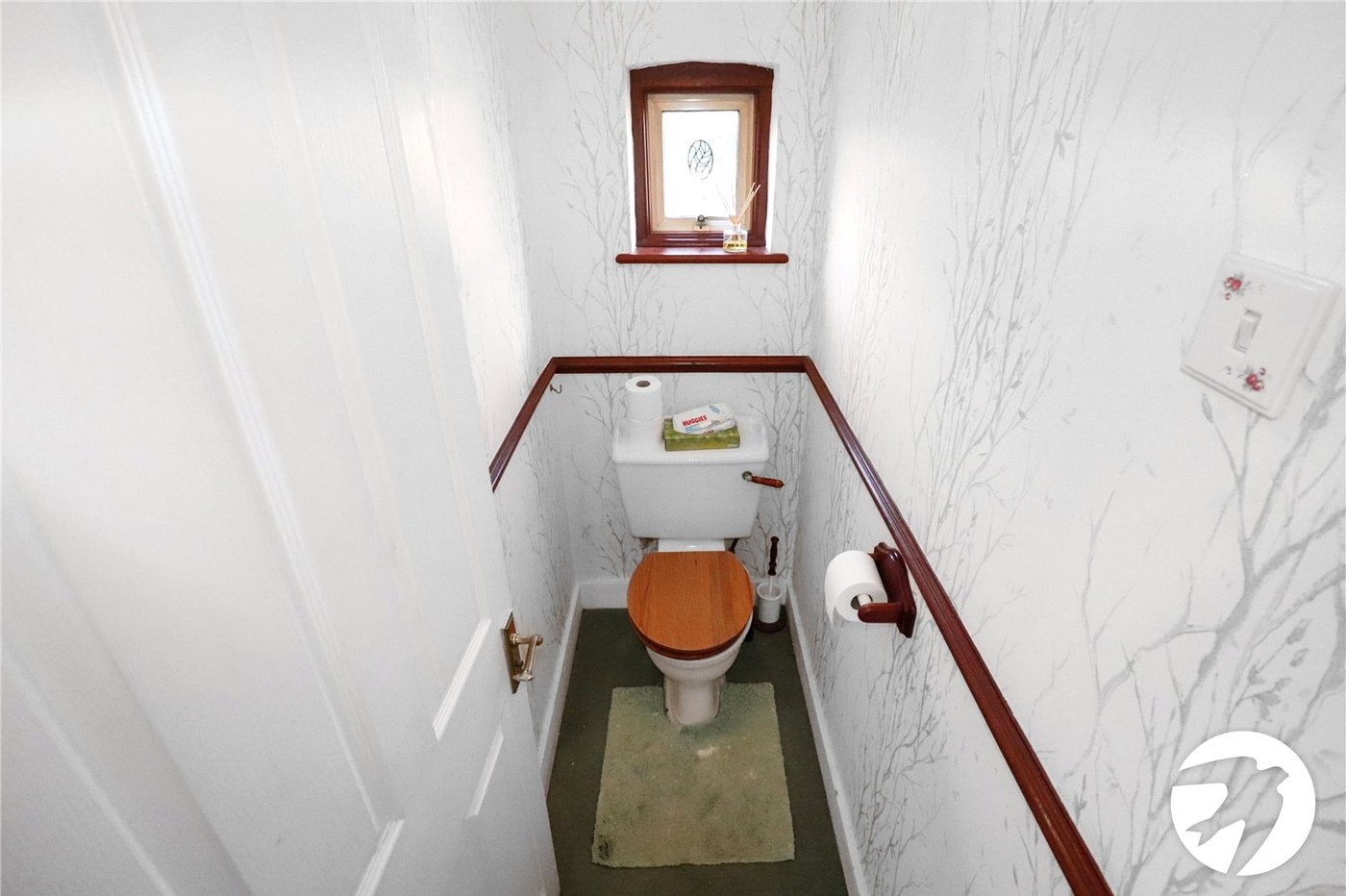 3 bedroom house for sale in London | Robinson Jackson