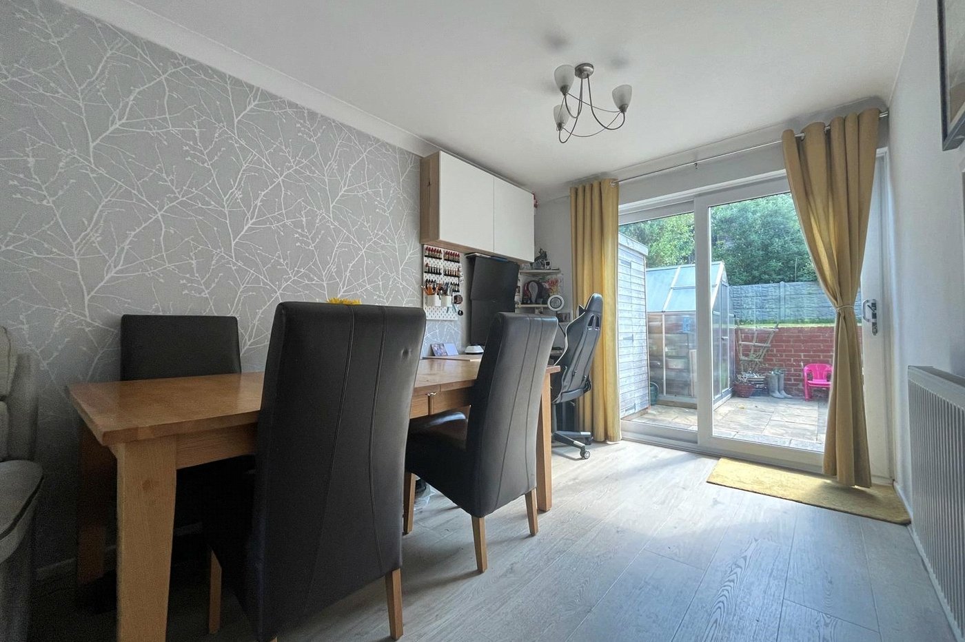 3 bedroom house for sale in Walderslade | Robinson Michael & Jackson