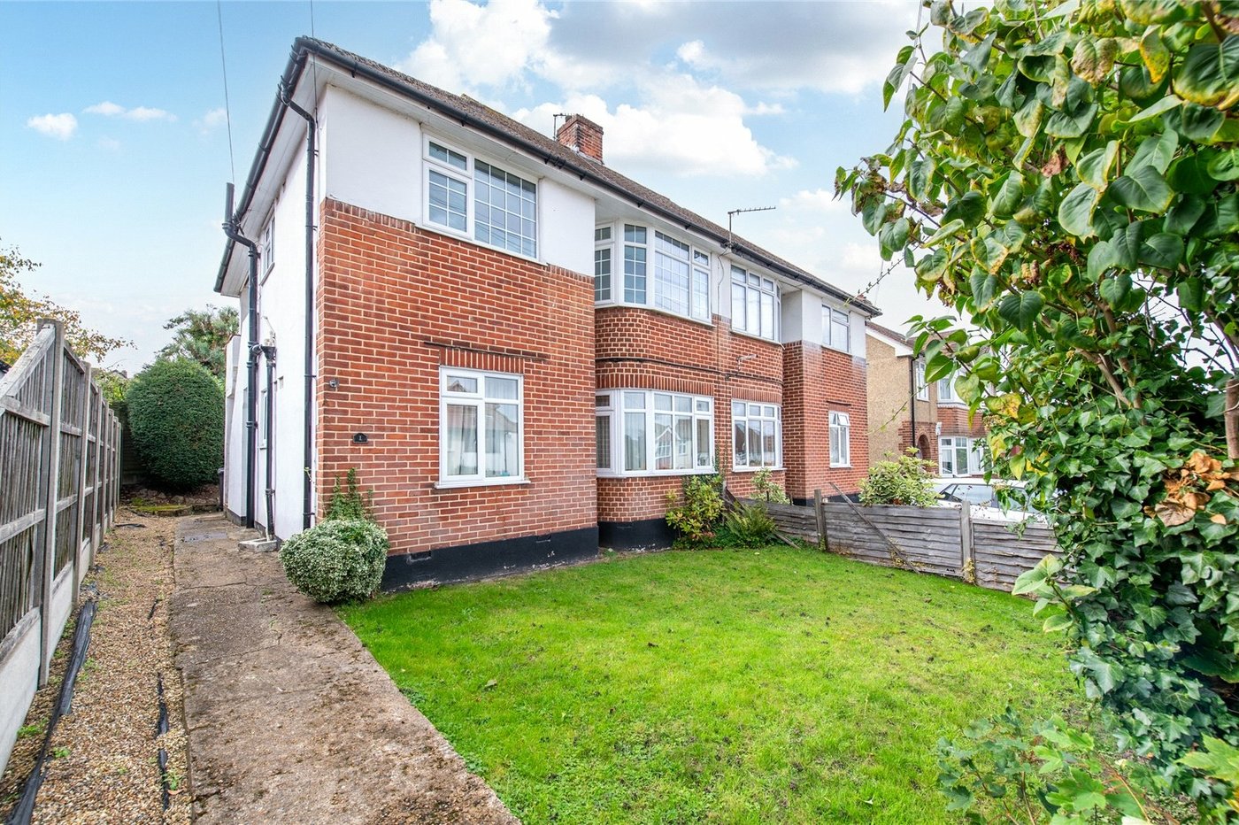 2 bedroom house for sale in Penenden Heath | Robinson Michael & Jackson