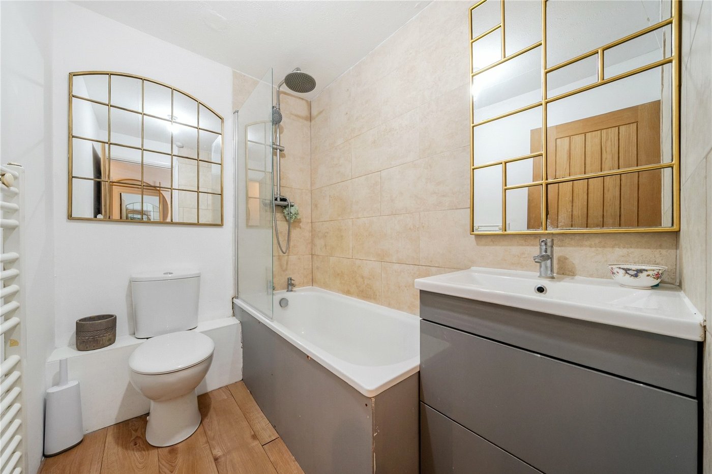 2 bedroom house for sale in Welling | Robinson Jackson