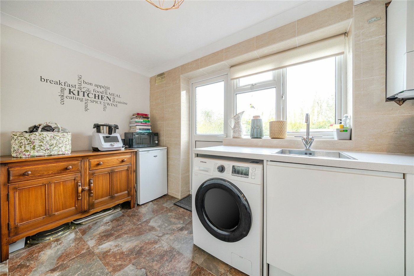 2 bedroom house for sale in Welling | Robinson Jackson