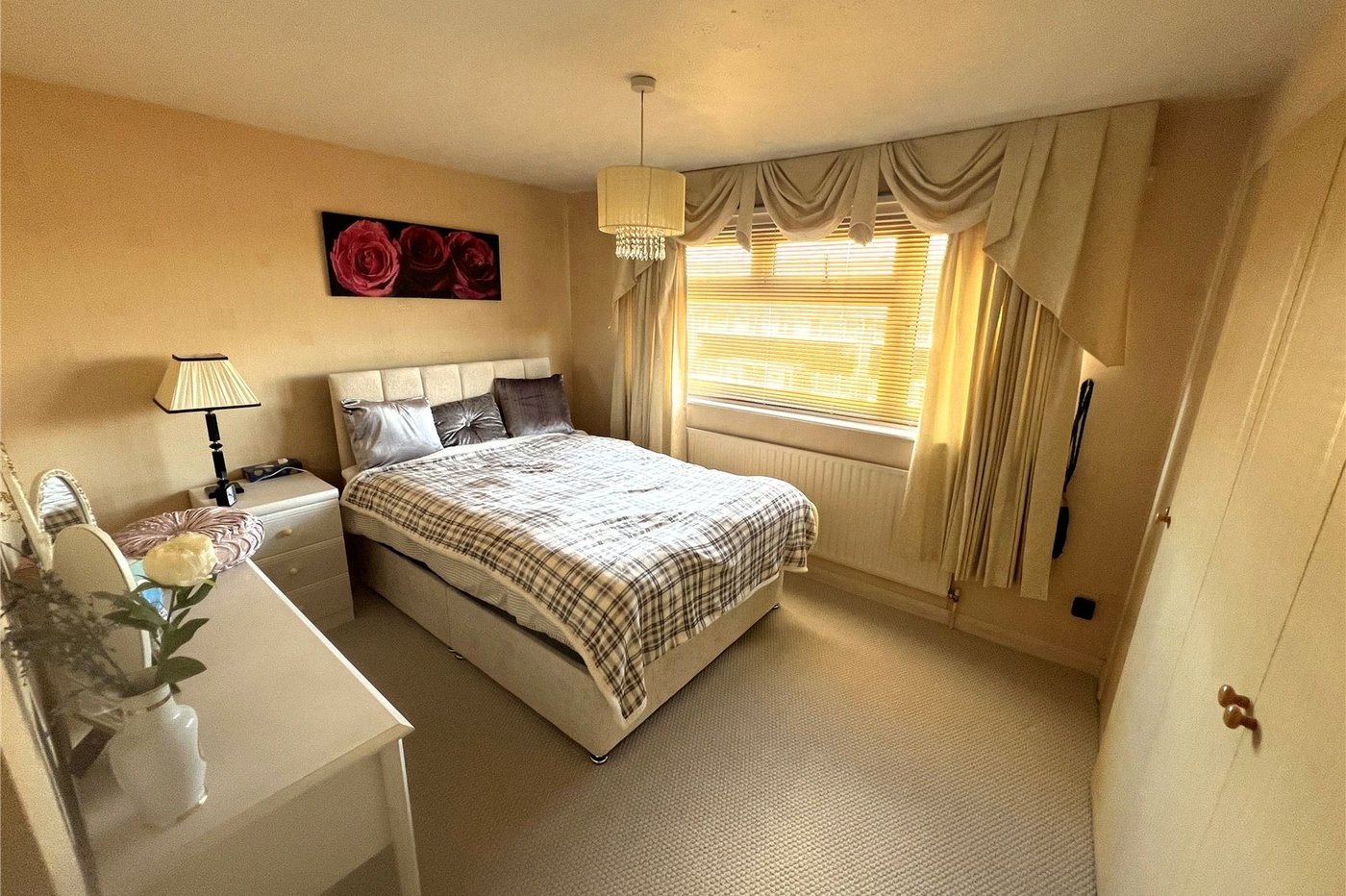 2 bedroom house for sale in Welling | Robinson Jackson