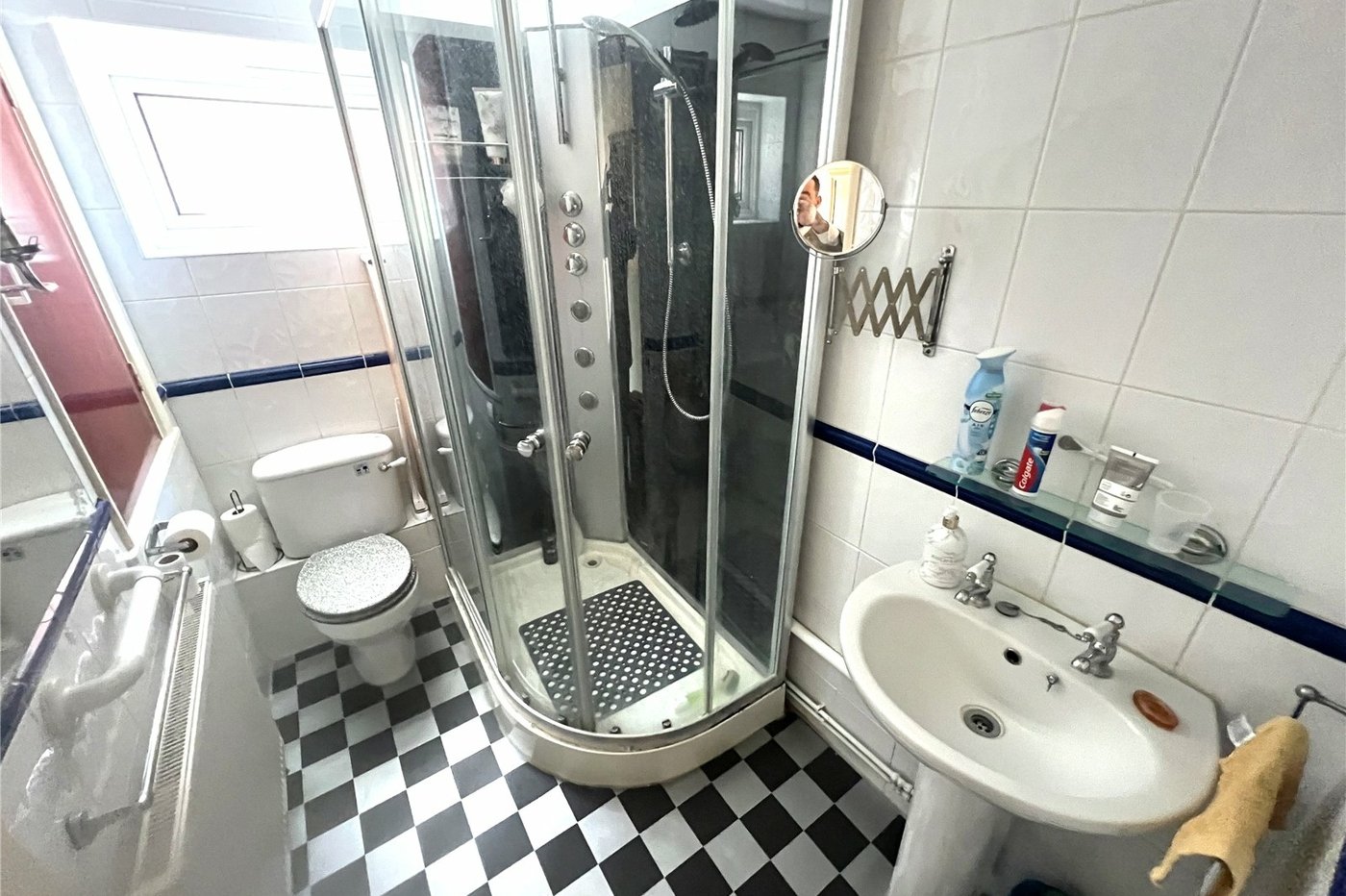 2 bedroom house for sale in Welling | Robinson Jackson