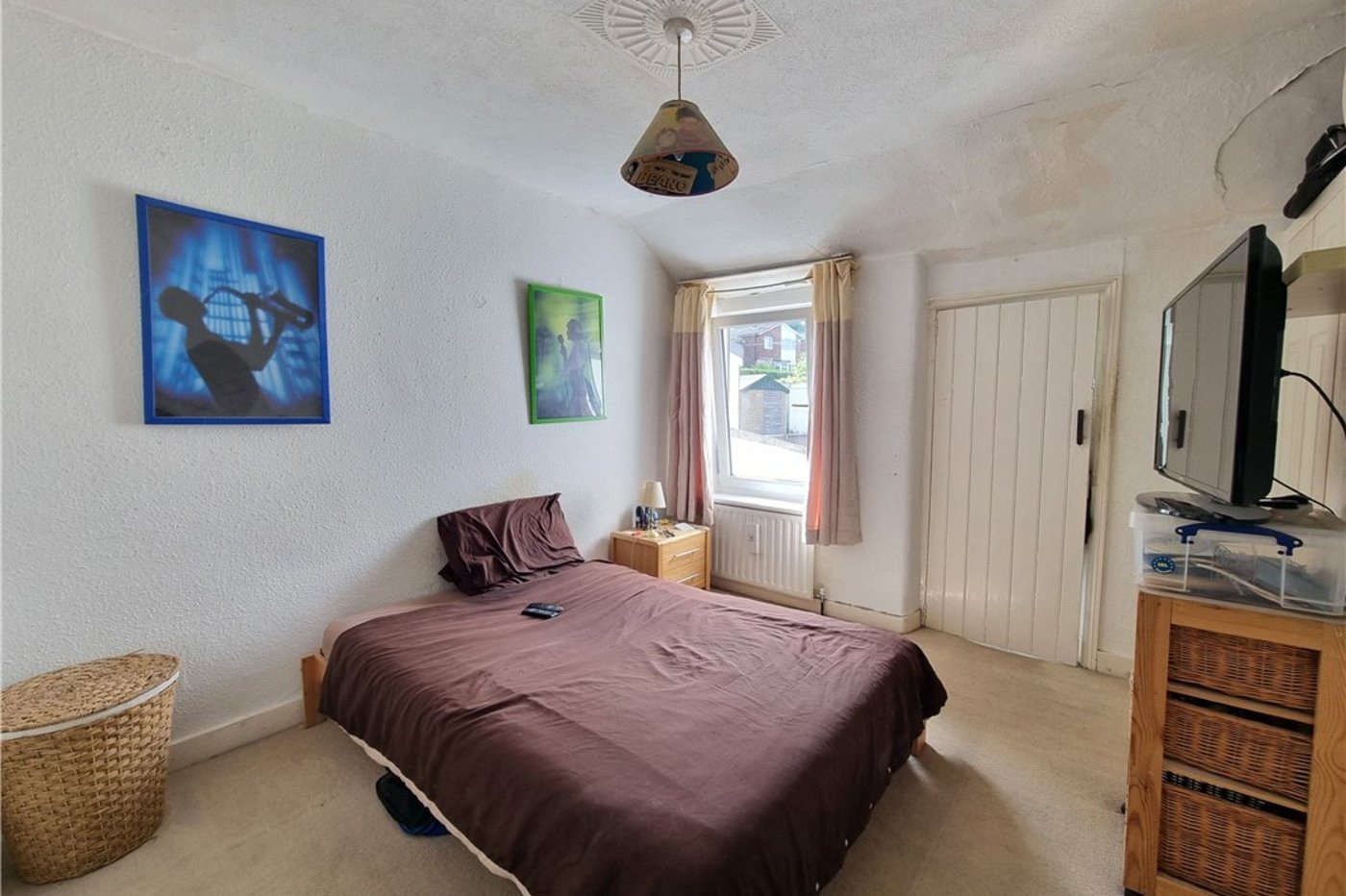 2 bedroom house for sale in Green Street Green | Robinson Jackson