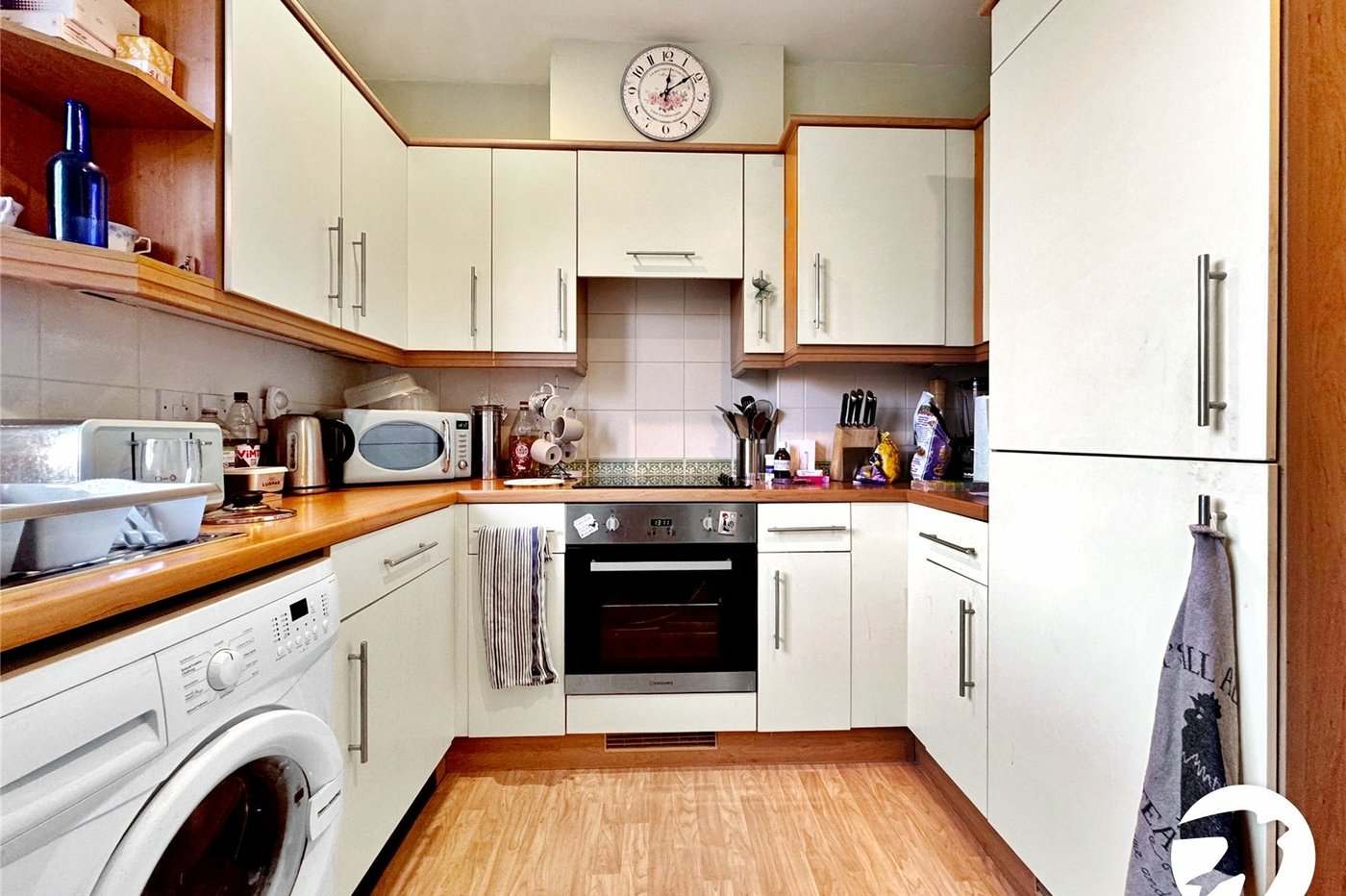 2 bedroom property for sale in Enterprise Road | Robinson Michael & Jackson