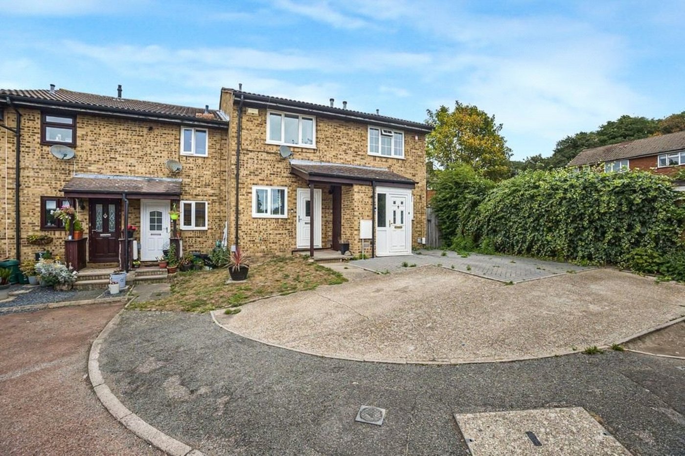 2 bedroom house for sale in Orpington | Robinson Jackson