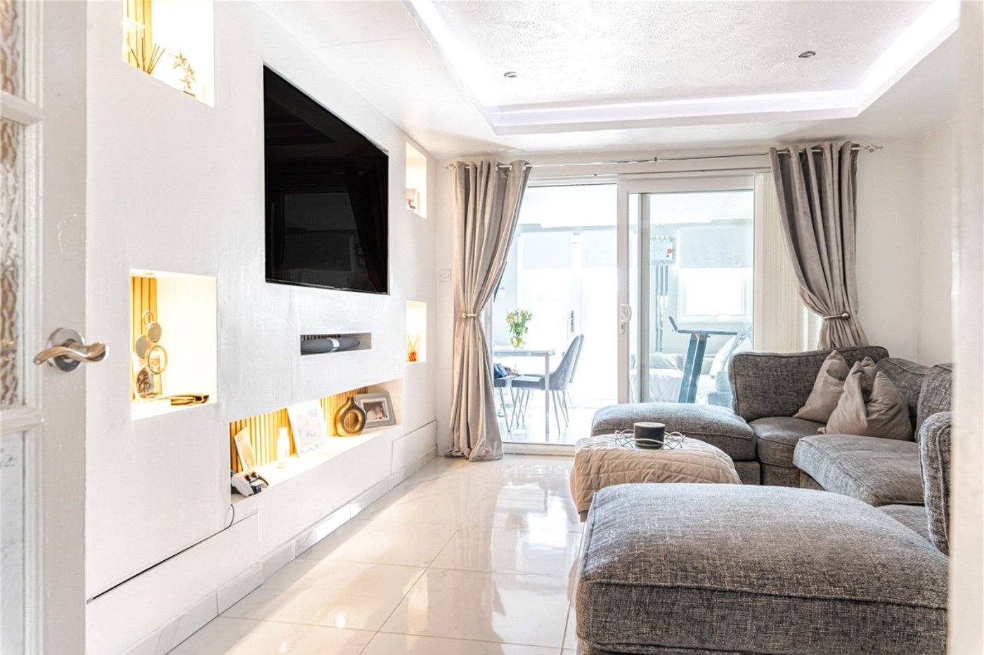 2 bedroom house for sale in St Pauls Cray | Robinson Jackson