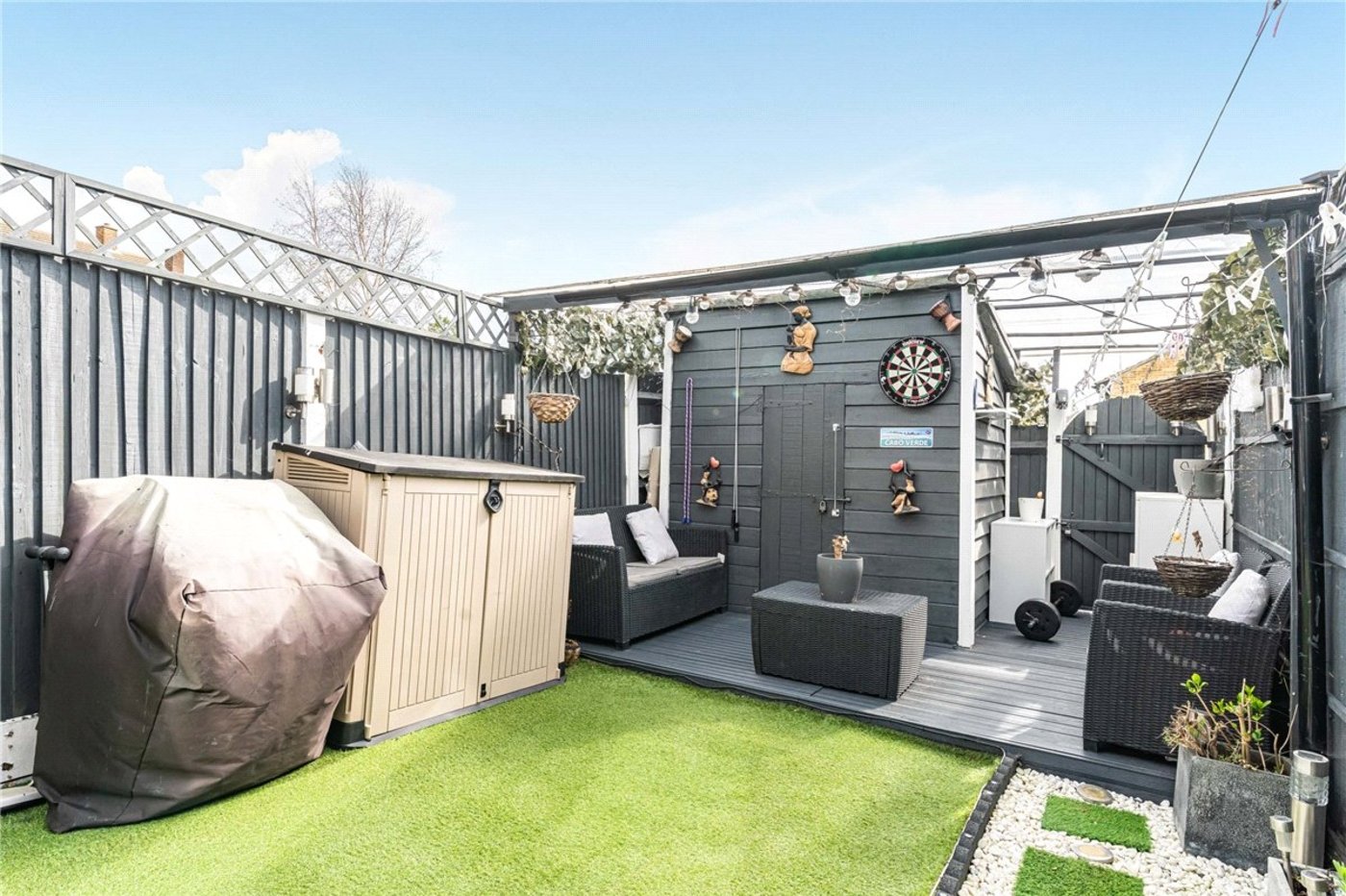 2 bedroom house for sale in St Pauls Cray | Robinson Jackson