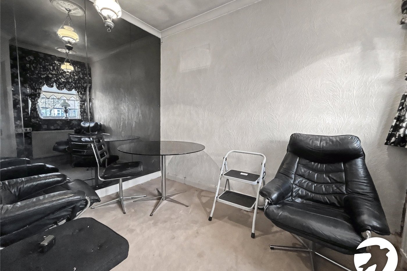 2 bedroom bungalow for sale in Sidcup | Robinson Jackson