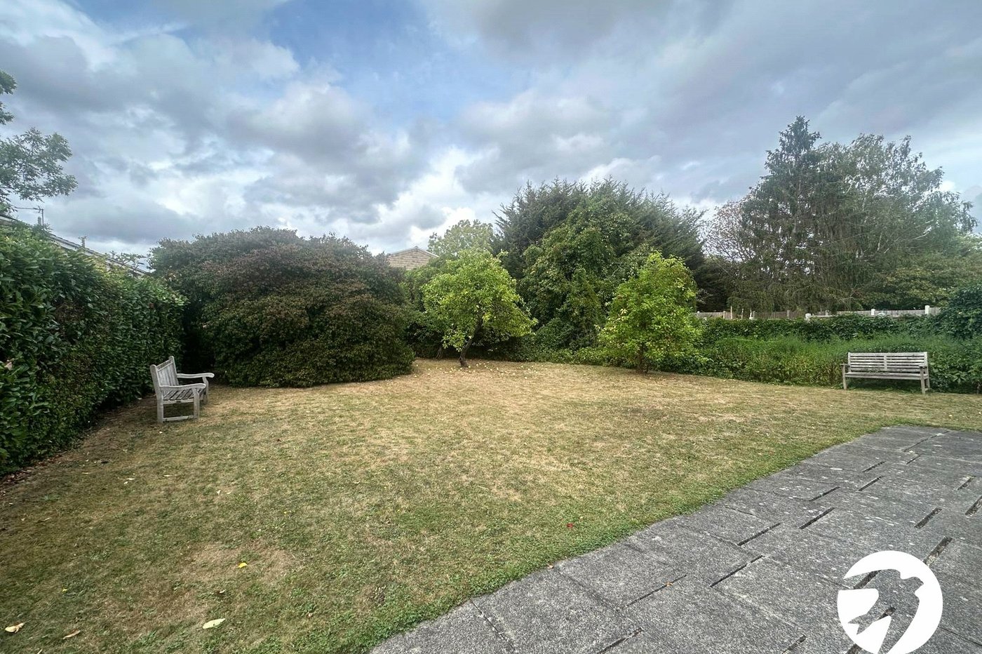 2 bedroom property for sale in London | Robinson Jackson