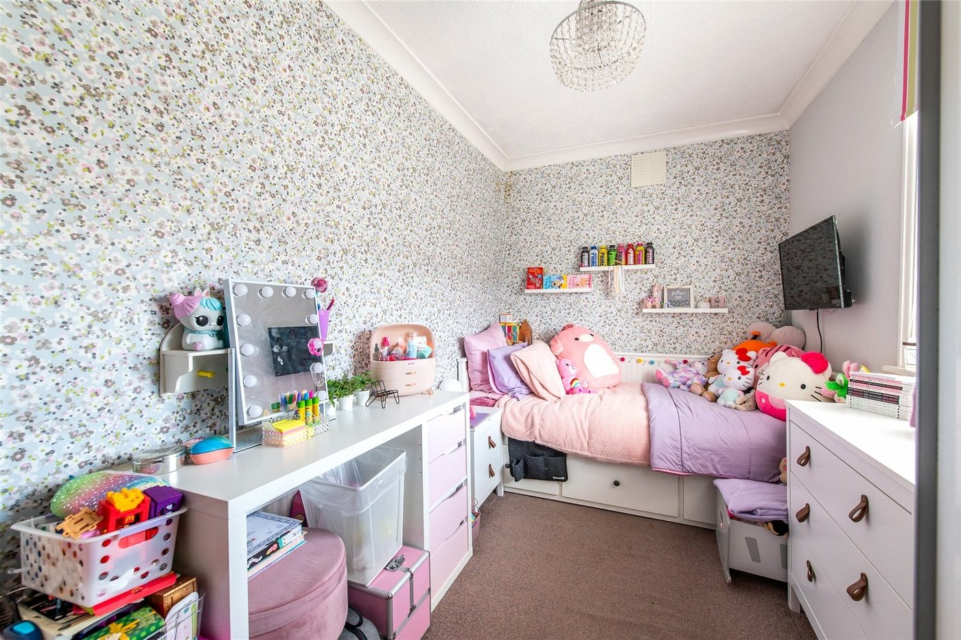 5 bedroom house for sale in Gravesend | Robinson Michael & Jackson