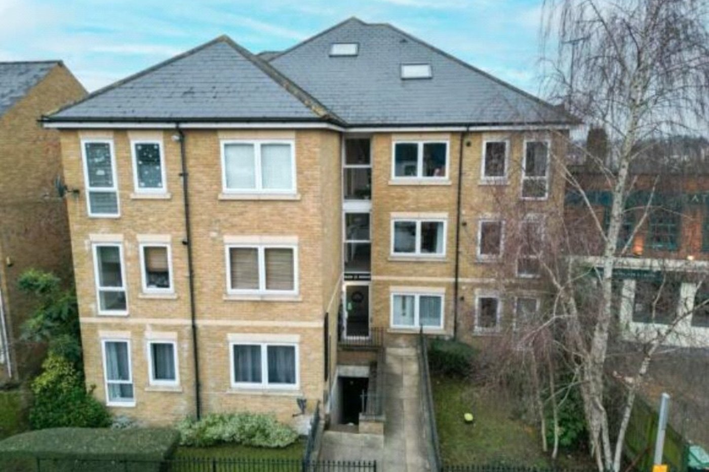1 bedroom property for sale in Gravesend | Robinson Michael & Jackson