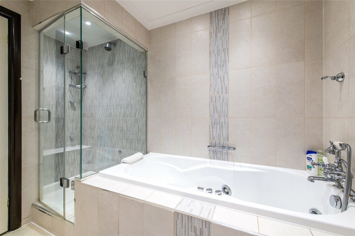 5 bedroom house for sale in Meopham | Robinson Michael & Jackson