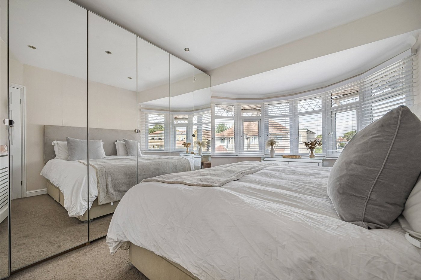 5 bedroom house for sale in Welling | Robinson Jackson