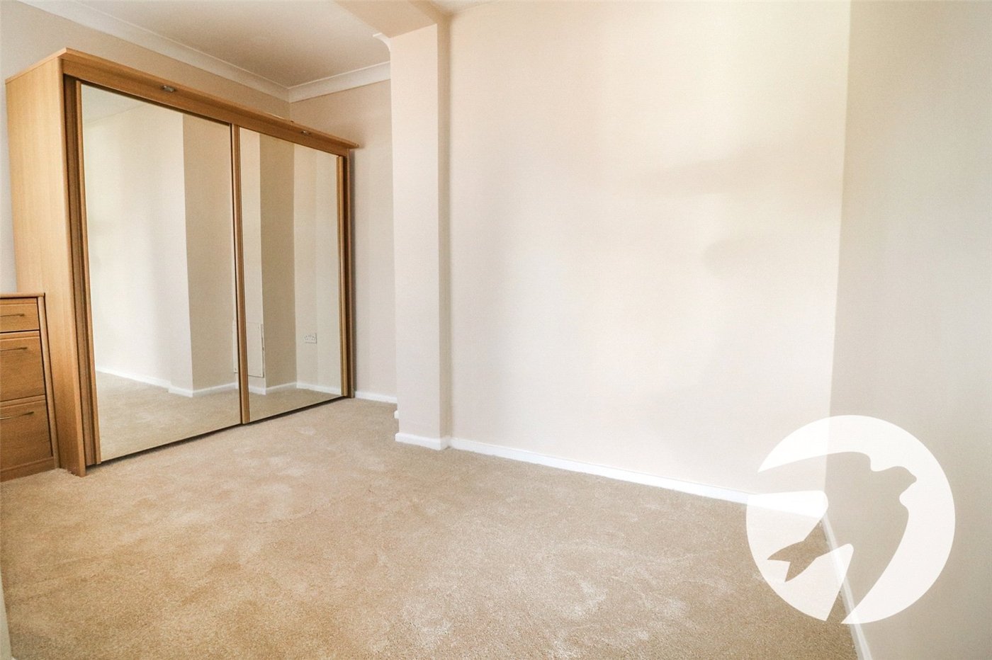 2 bedroom bungalow for sale in Crayford | Robinson Jackson