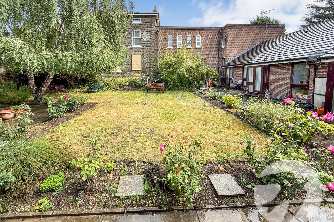 1 bedroom property for sale in Eltham | Robinson Jackson