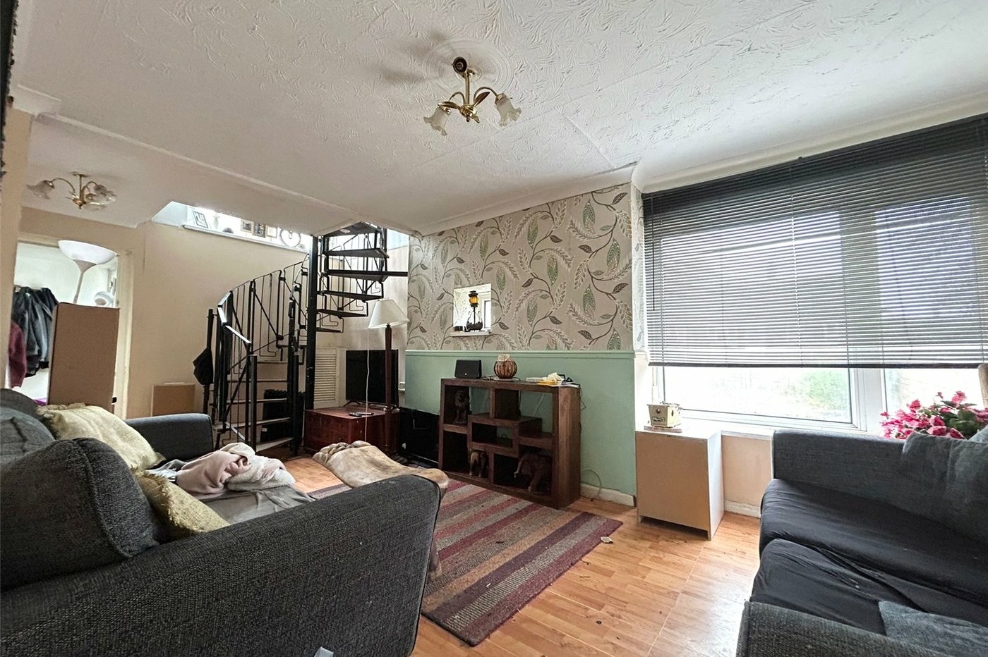 2 bedroom house for sale in Walderslade | Robinson Michael & Jackson