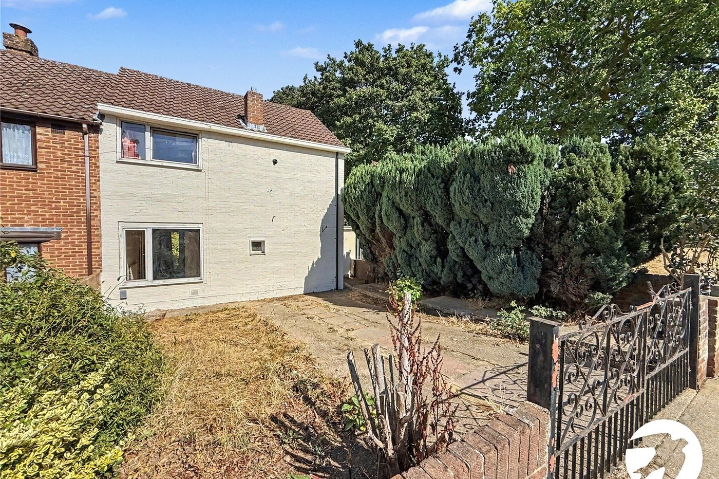 2 bedroom house for sale in Walderslade | Robinson Michael & Jackson