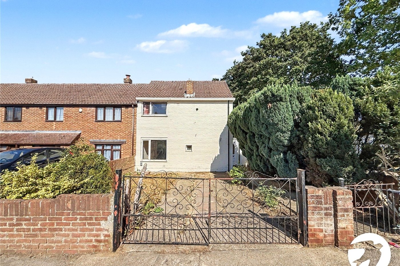 2 bedroom house for sale in Walderslade | Robinson Michael & Jackson