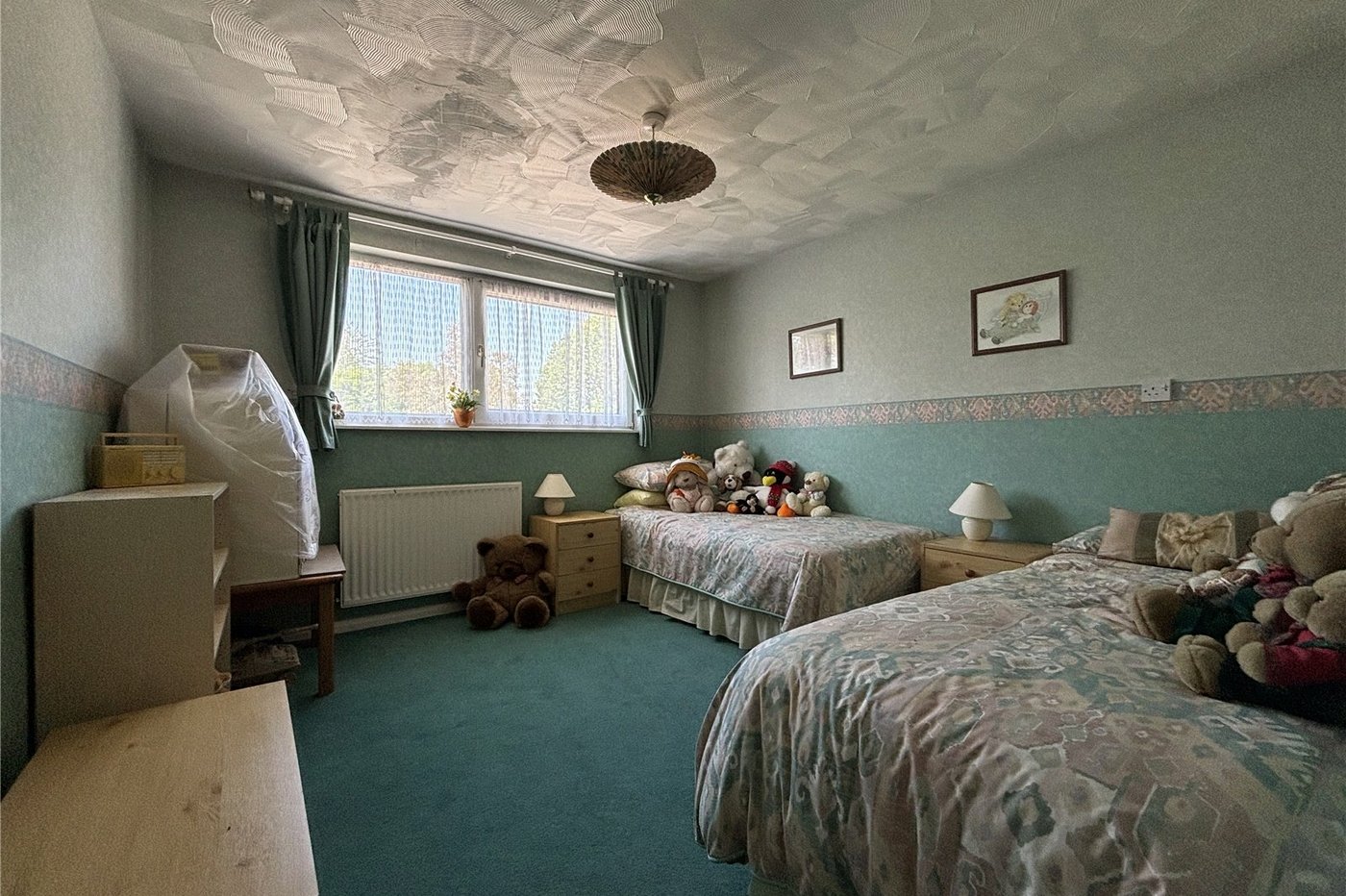 4 bedroom house for sale in Walderslade | Robinson Michael & Jackson