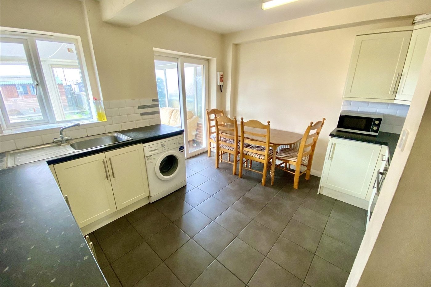 5 bedroom house for sale in South Welling | Robinson Jackson